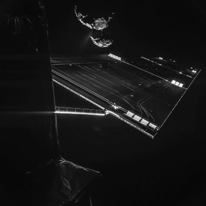 141007_Rosetta_mission_selfie_at_16_km
